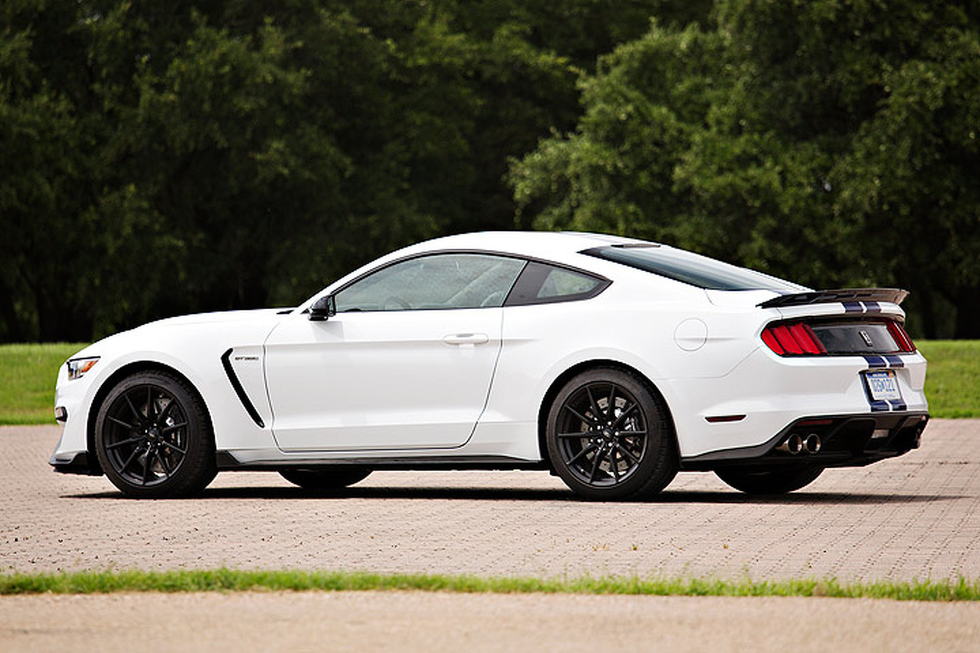 Jay Leno Will Auction Off a Shelby GT350 Signed by George W. Bush