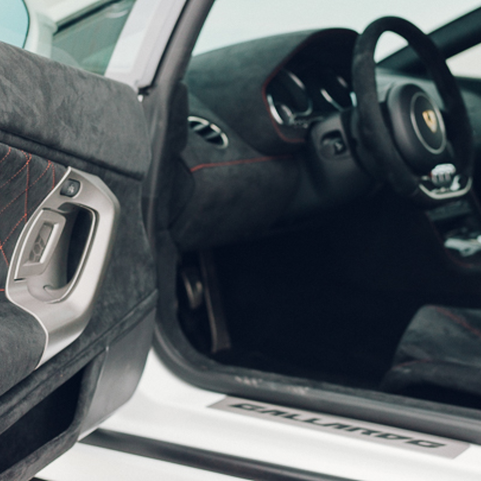 Basking in the Purity of the World’s Last Manual Lamborghini