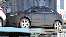 2016 Opel Mokka facelift spy photo