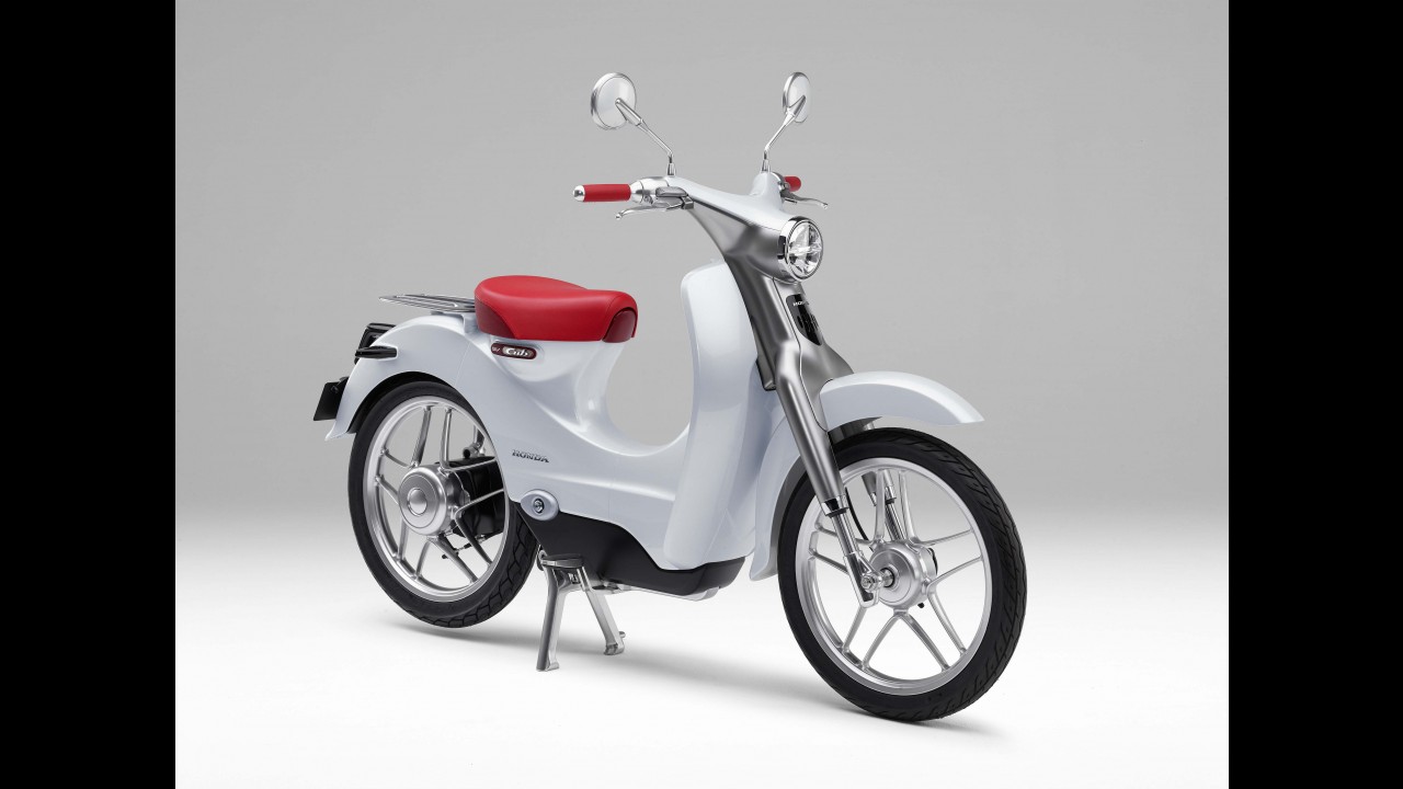 Tóquio: Honda mostra CB1100 com design retrô e futura esportiva compacta