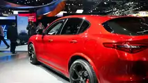 Alfa Romeo Stelvio: LA 2016
