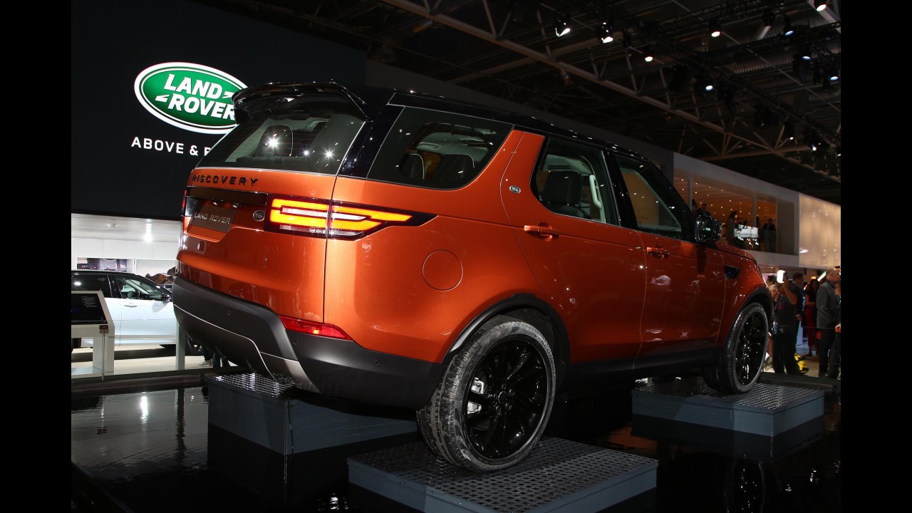 Novo Discovery 2018 será estrela da Land Rover no Salão do Automóvel