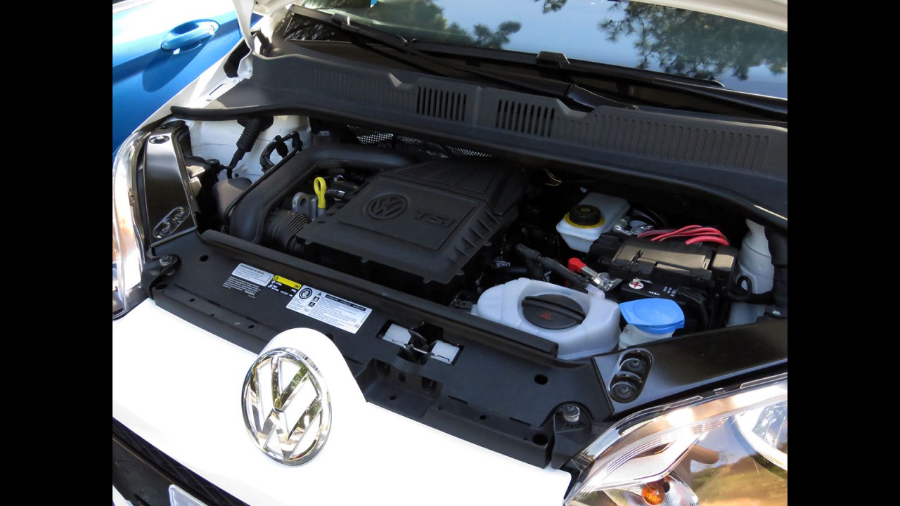 Teste CARPLACE: Fiesta EcoBoost e up! TSI, os 1.0 turbo vieram para ficar