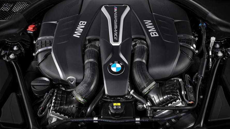 BMW M550i xDrive (Euro-spec model)