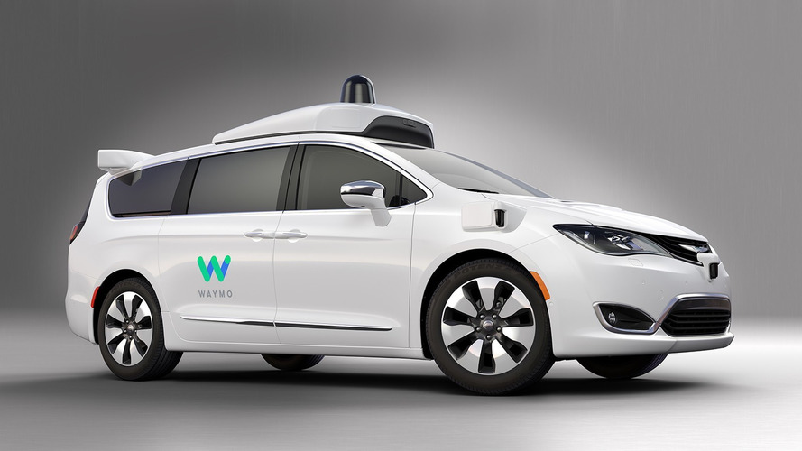 Google'ın sürücüsüz Waymo Chrysler Pacifica Hybrid'leri