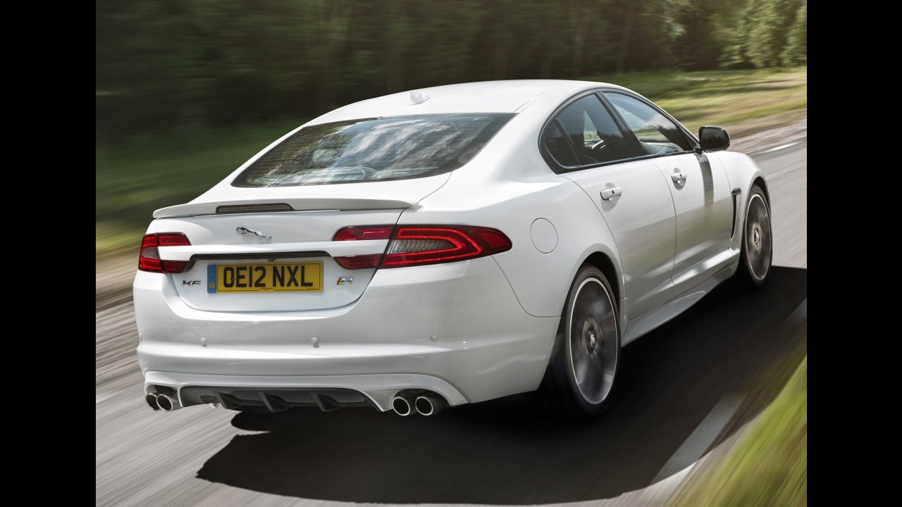 Jaguar anuncia recall para apenas uma unidade do XF no Brasil