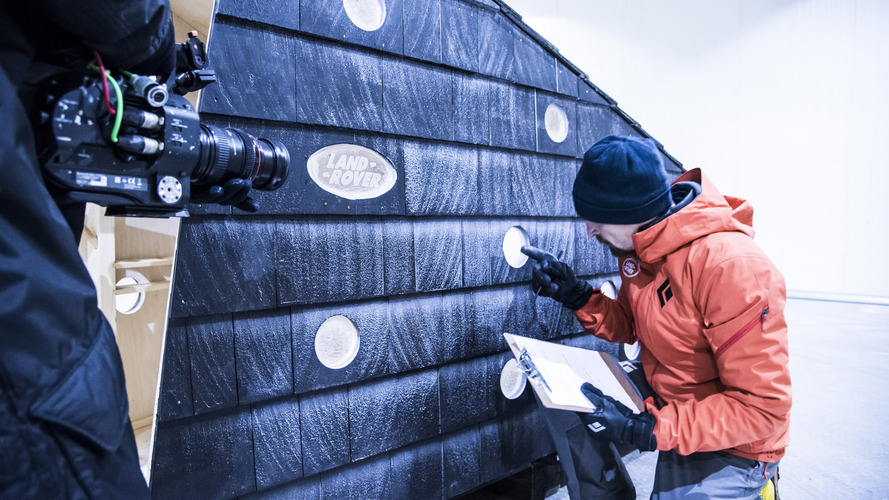 La cabane pour le Père Noël du Discovery Sport