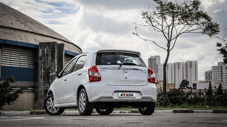 Toyota Etios Hatch 2018