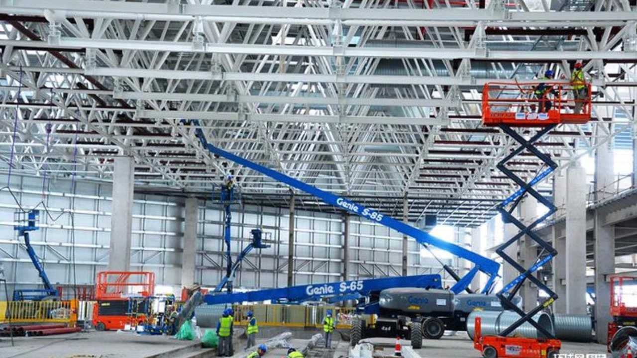 inside tesla gigafactory 3