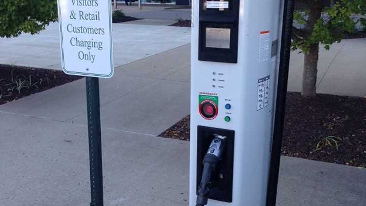 Nissan DC fast charger