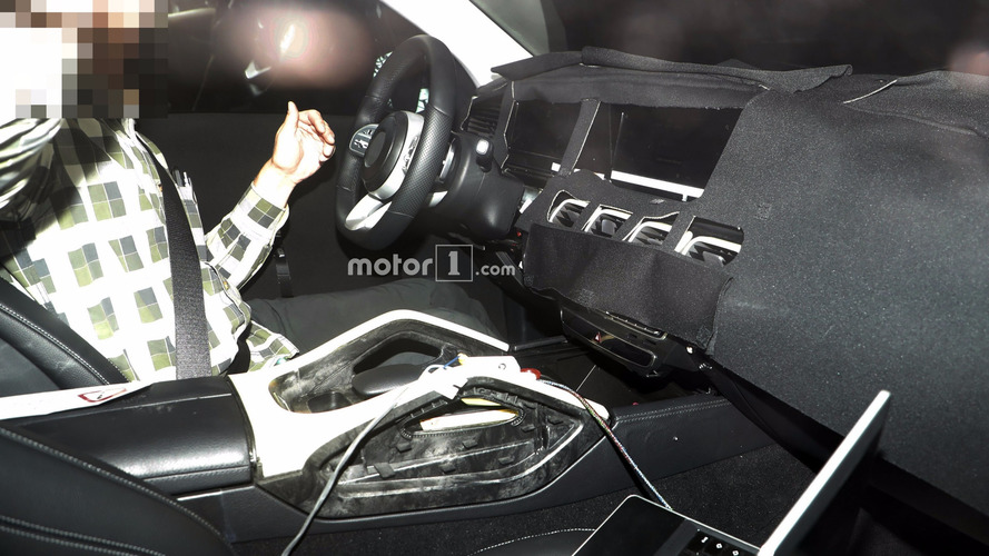 2019 Mercedes GLE spy photo