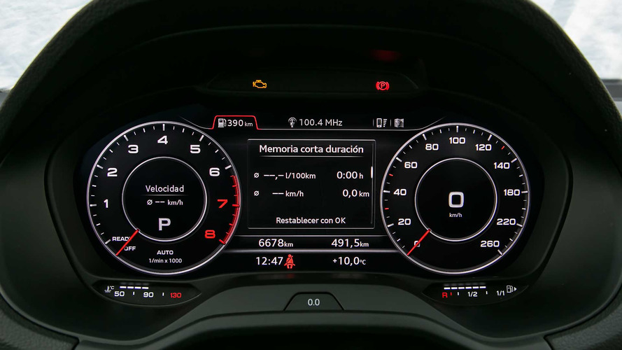 Audi Q2 2017 blanco, prueba