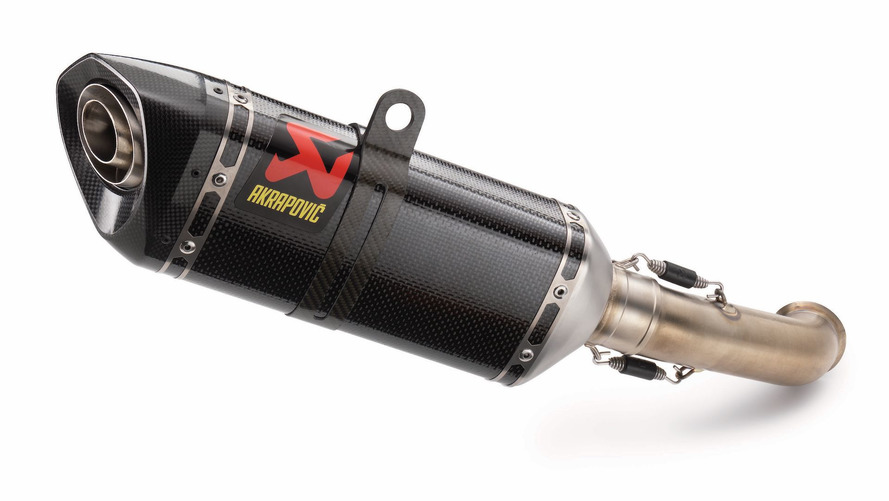 KTM presenta su nueva gama de ropa KTM PowerWear y accesorios KTM PowerParts