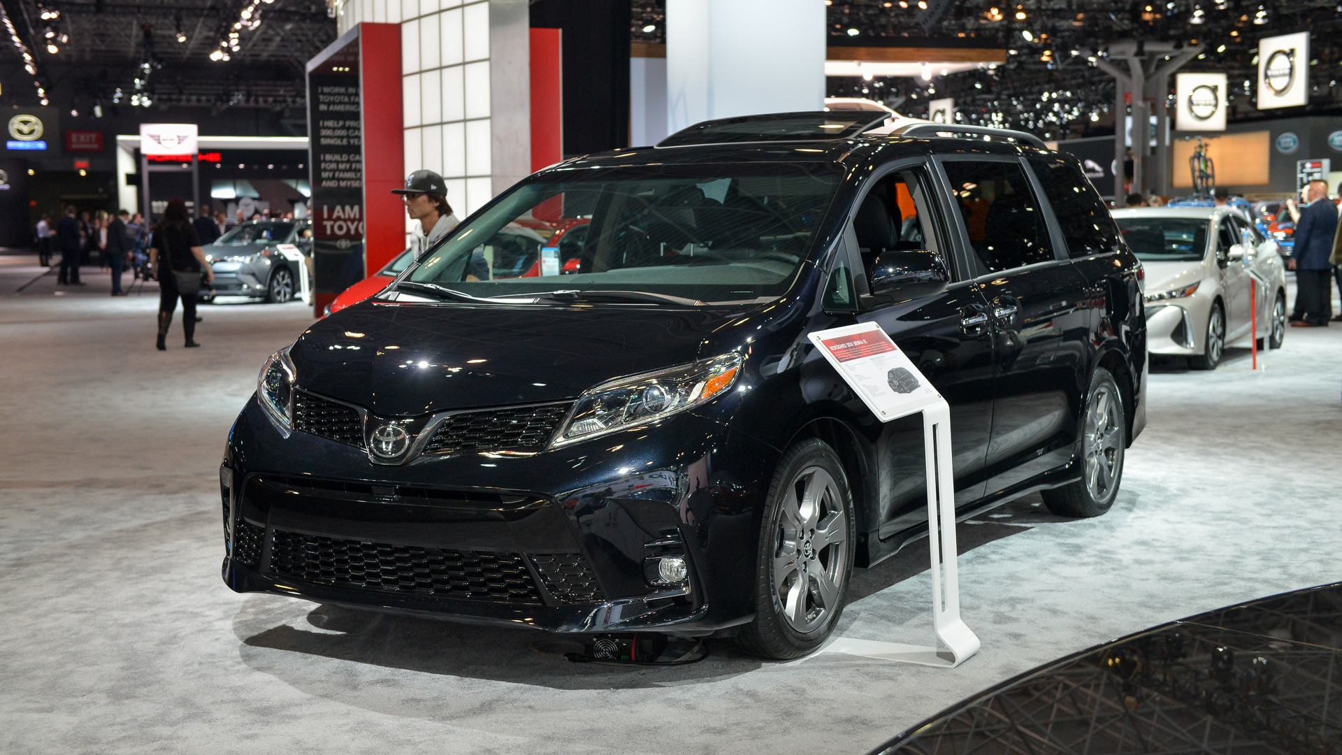 2018 Toyota Sienna Features Contentious New Face, Interior ... 2018 Toyota Sienna Features Contentious New Face, Interior ...