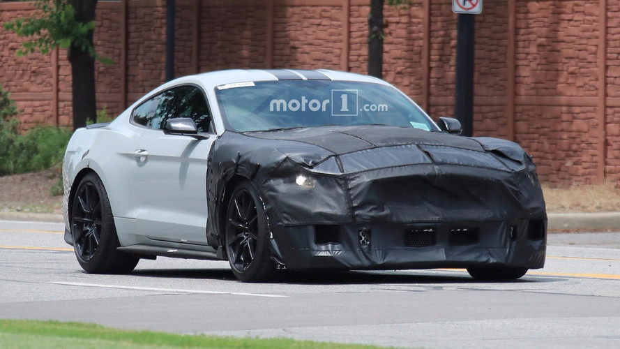 2019 Ford Mustang Shelby GT500 casus fotoğrafları