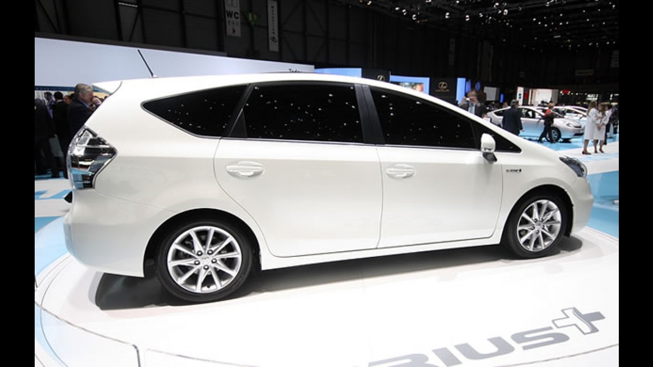 Toyota apresenta dois novos híbridos no Salão de Genebra
