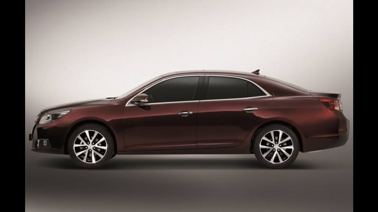 Novo Chevrolet Malibu 2012: Primeira unidade sai da linha de produção na Coréia