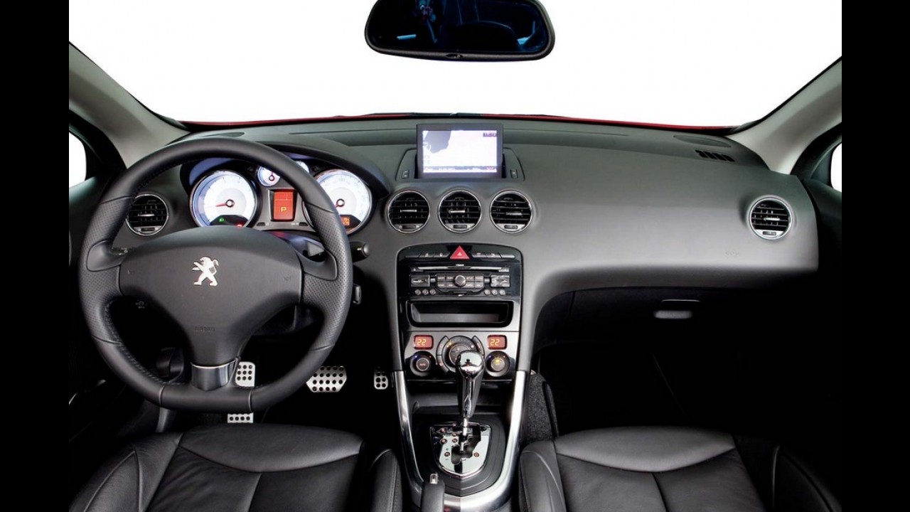 Peugeot oficializa lançamento do conversível 308 CC no Brasil - Preço sugerido é de R$ 129.990