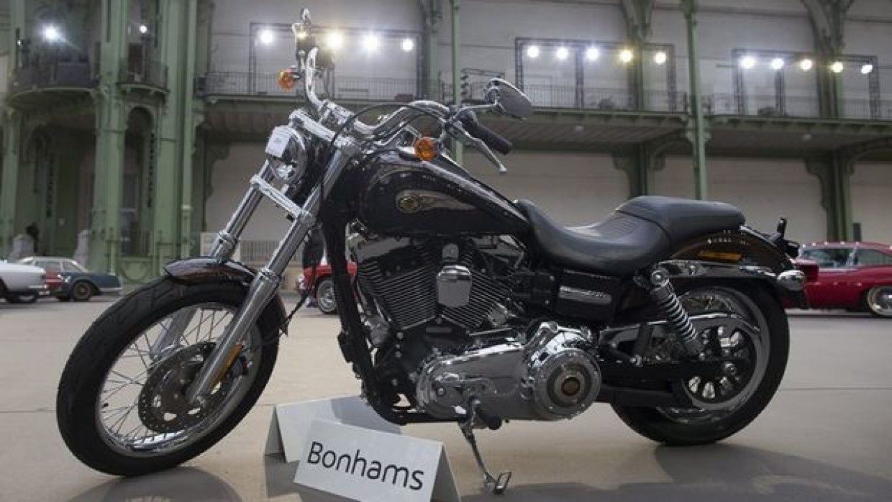 Harley-Davidson do Papa Francisco é leiloada por R$ 785 mil