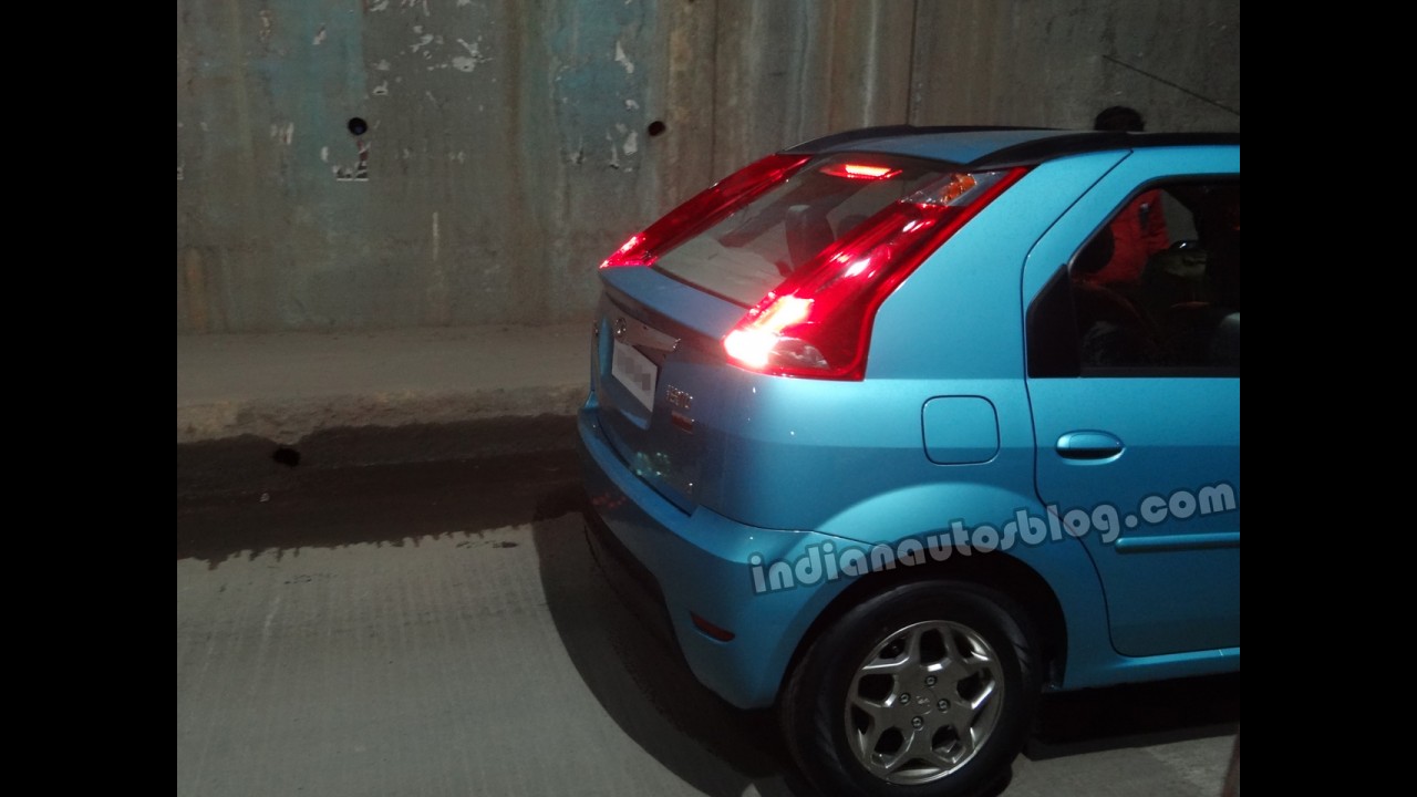 Hatch do Logan, Mahindra Verito Vibe é visto novamente na Índia
