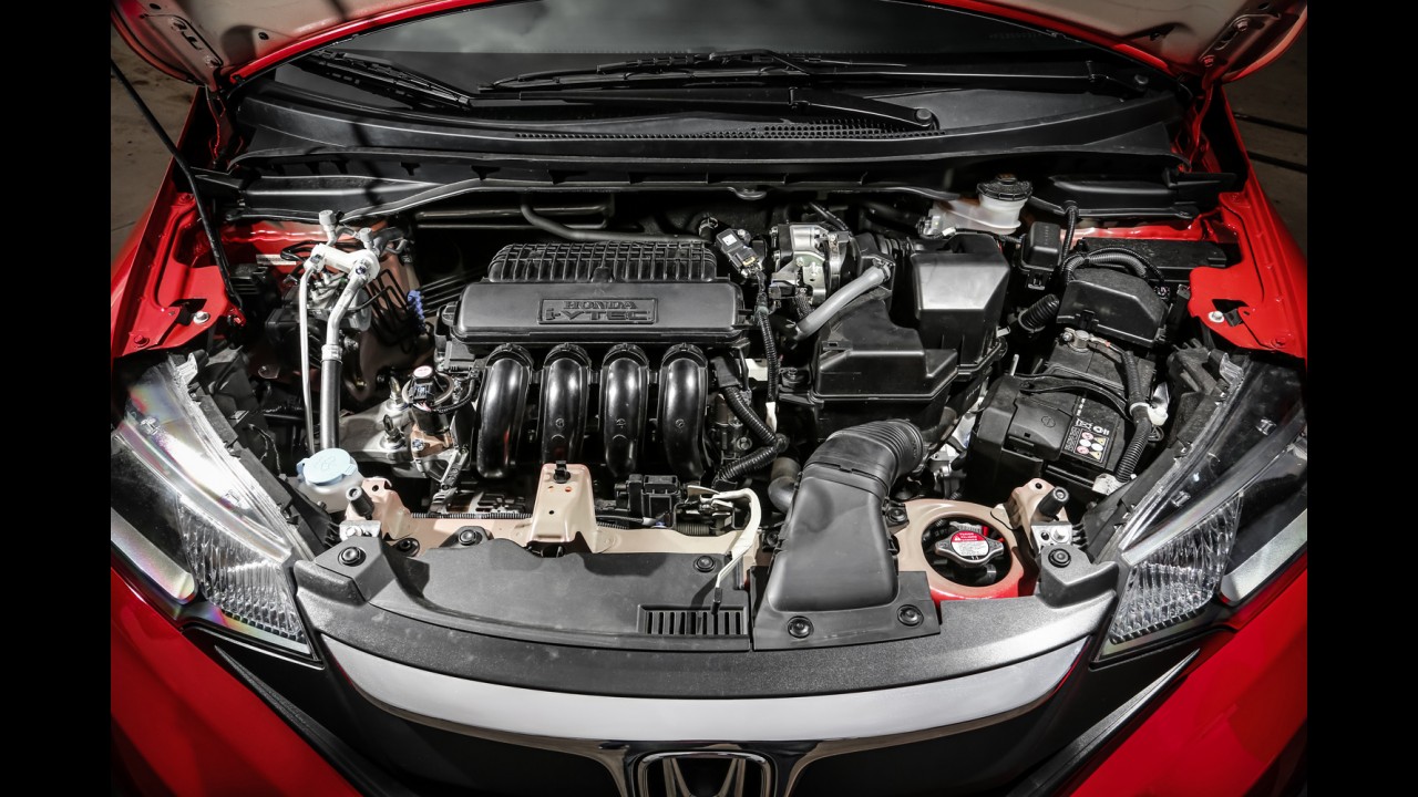 Garagem CARPLACE#2: no dia-a-dia, Fit LX é confortável e impecável ao volante