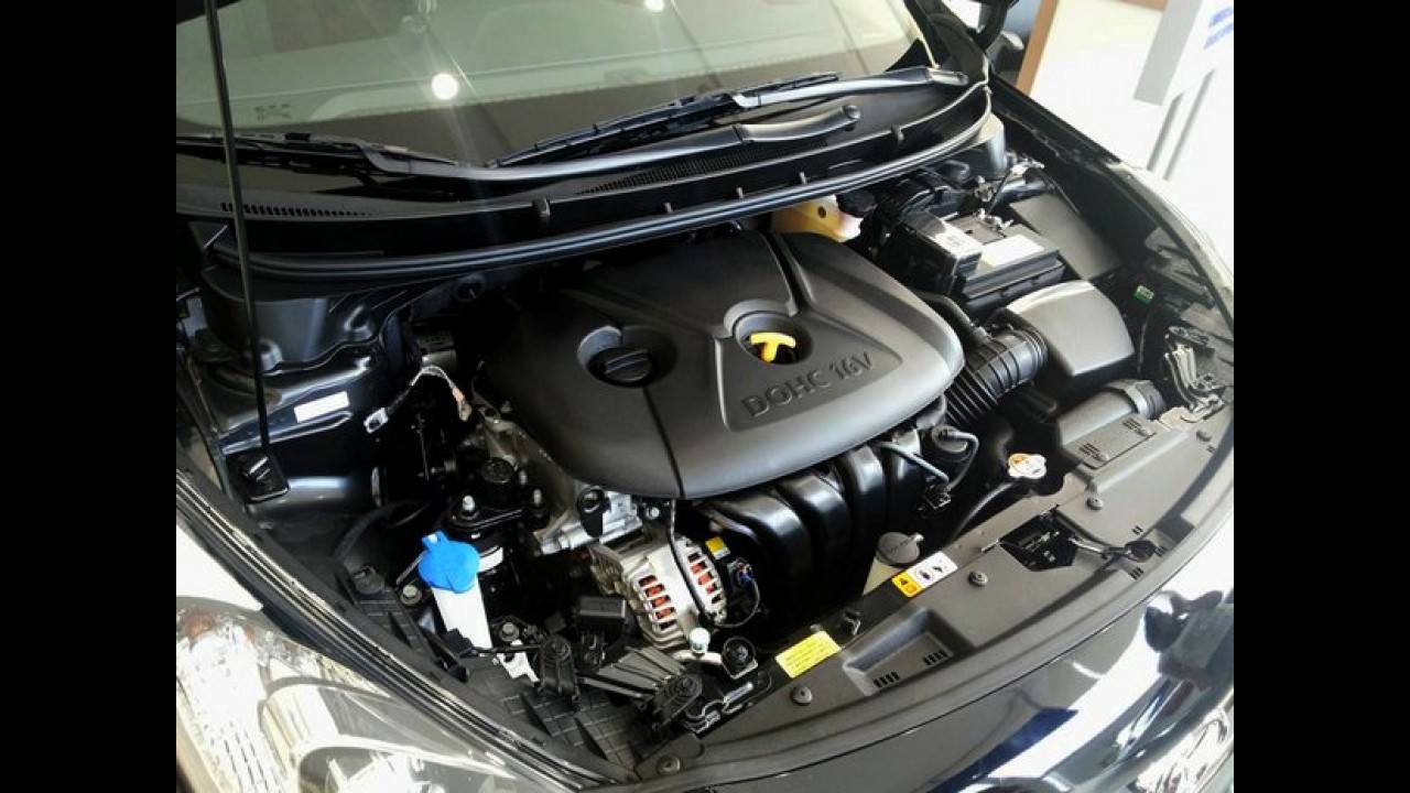 Oficial: Hyundai i30 ganha novo motor 1.8 - preço parte de R$ 71,9 mil