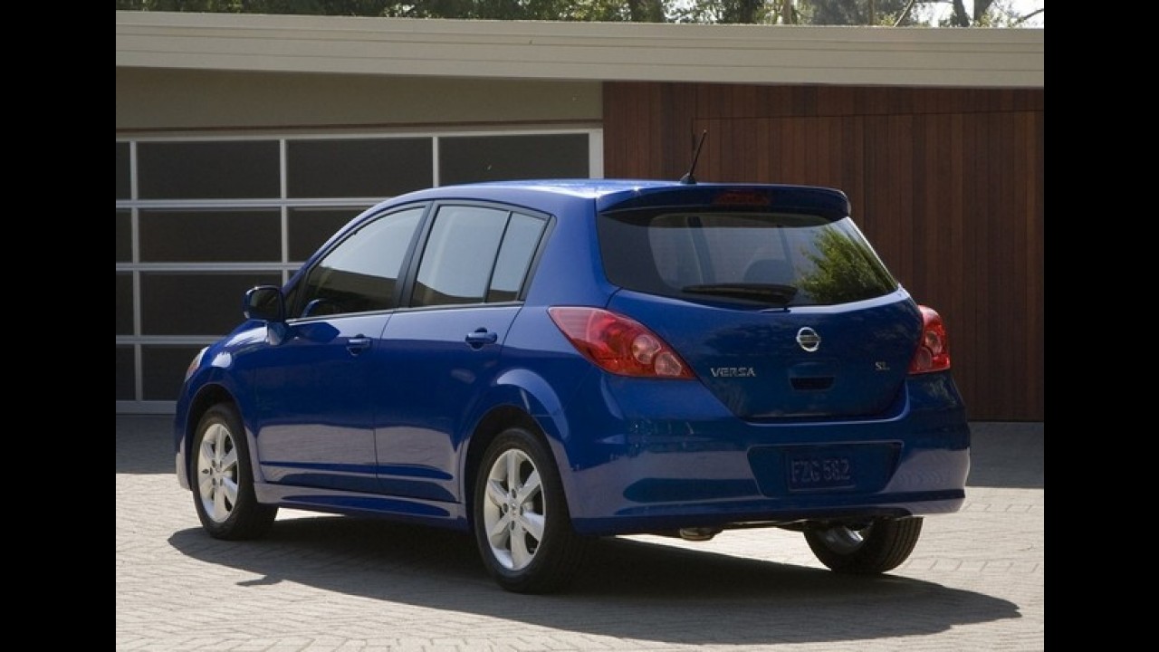 Novo Tiida? Versão hatch do Nissan Versa será revelada em Detroit