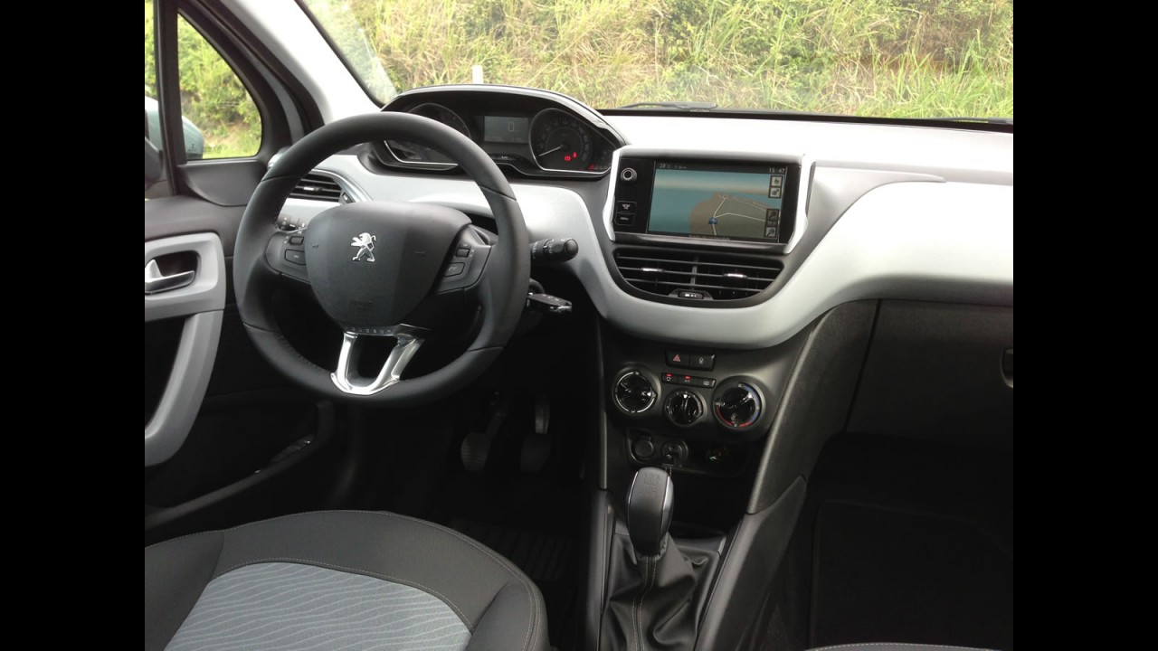 Volta rápida: Peugeot 208 Allure 1.5 - O leão volta a rugir