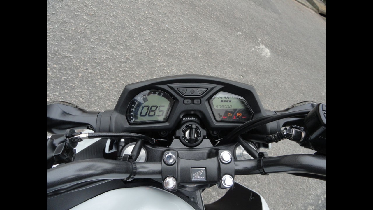 Garagem MOTO #2: Honda CB 650F chama atenção na cidade, mas prefere a estrada