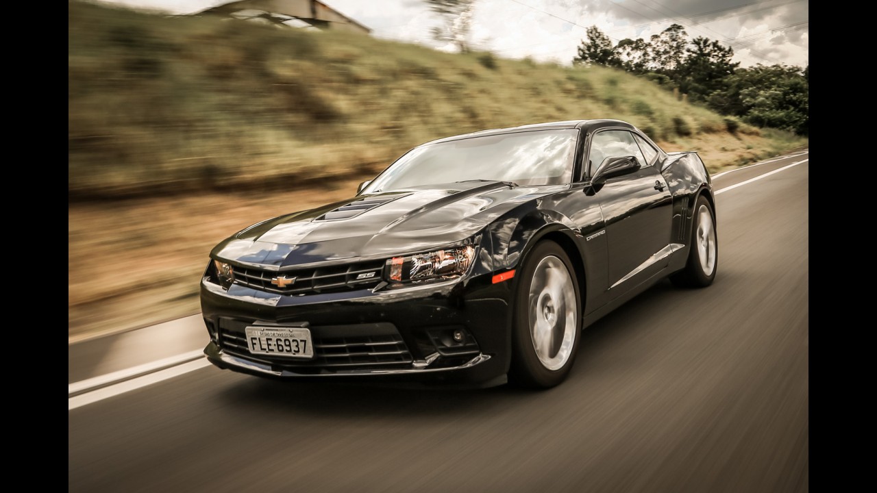 Análise CARPLACE (Esportivos): Camaro vai mal nas vendas de maio e SLK se aproxima