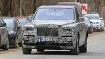 Rolls-Royce Cullinan spy photo