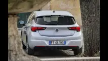 Opel Astra, perde peso ma guadagna in tutto