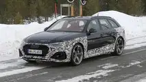 2020 Audi RS4 Avant lifting foto spia