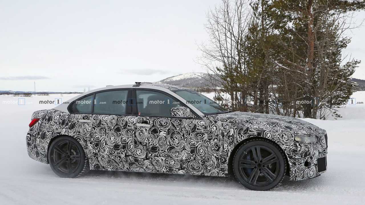 2020 foto spia BMW M3