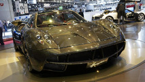Pagani Huayra Carbon Edition live in Geneva 06.3.2012