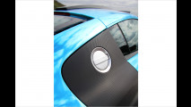 Breitbau-Bolide in Baby-Blau