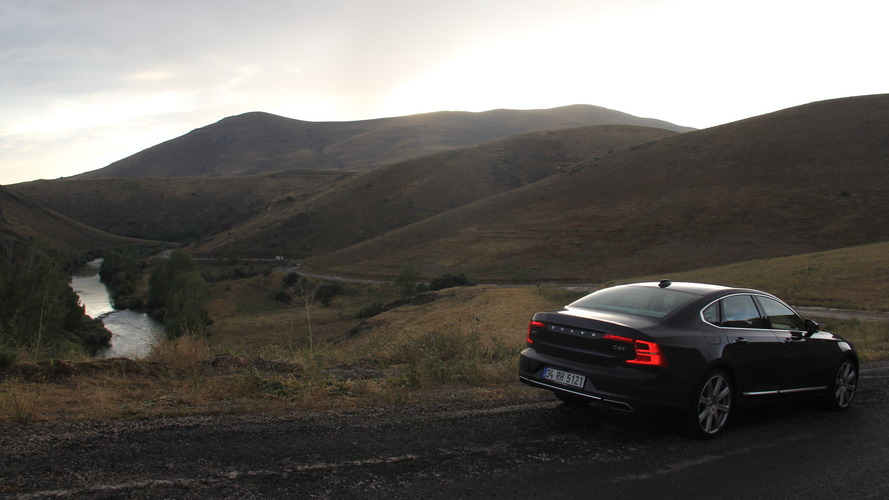 Volvo S90