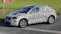 VW Polo temelli SUV casus fotoğrafları