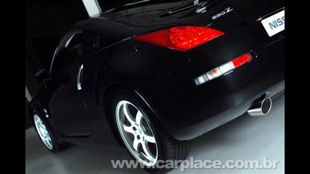 Coupé esportivo Nissan 350Z 2008 chega ao mercado com motor V6 mais potente