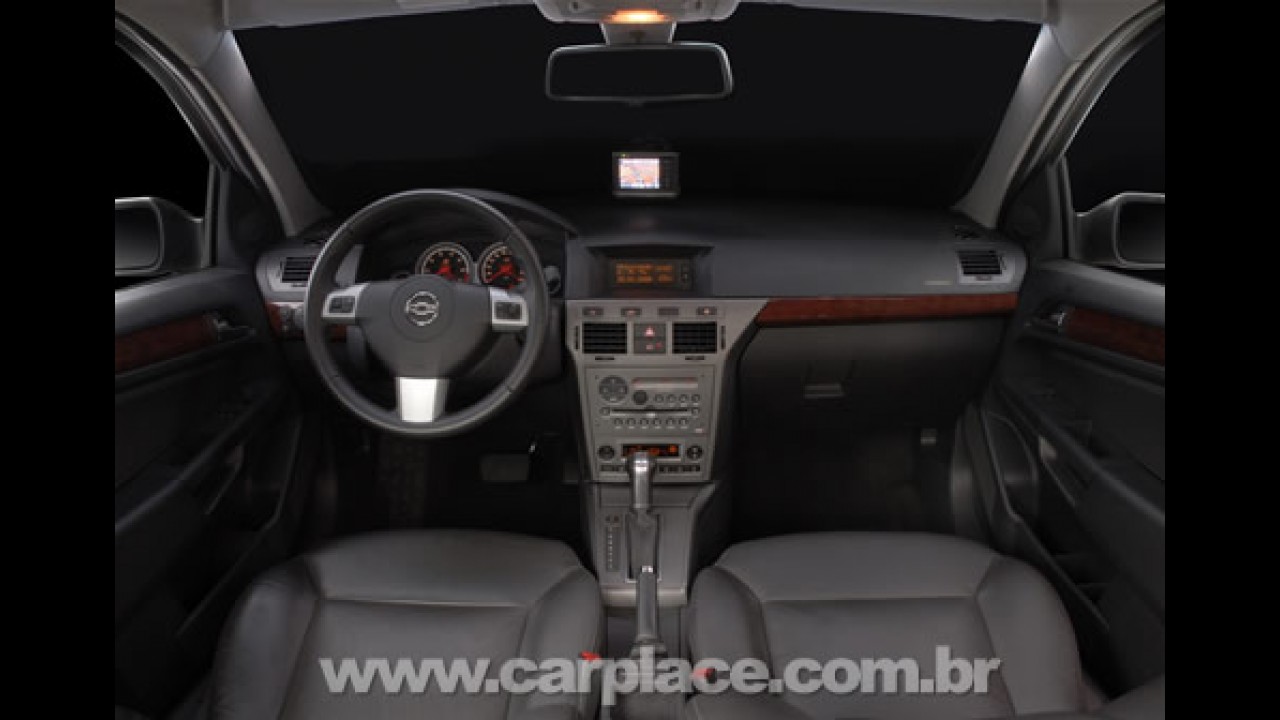 Chevrolet Vectra Elite ganha opção de motor 2.0 Flexpower e GPS de série
