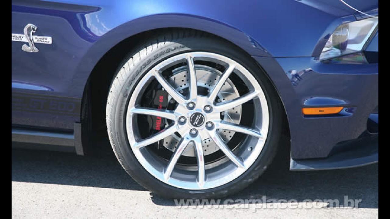 Revelado o novo Ford Mustang Shelby GT 500 Super Snake (Cobra) 2010 - Veja fotos