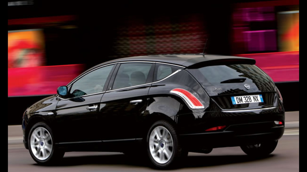 New Lancia Delta 1.8 TurboJet: Veja fotos do carro que aparece no filme Anjos e Demônios