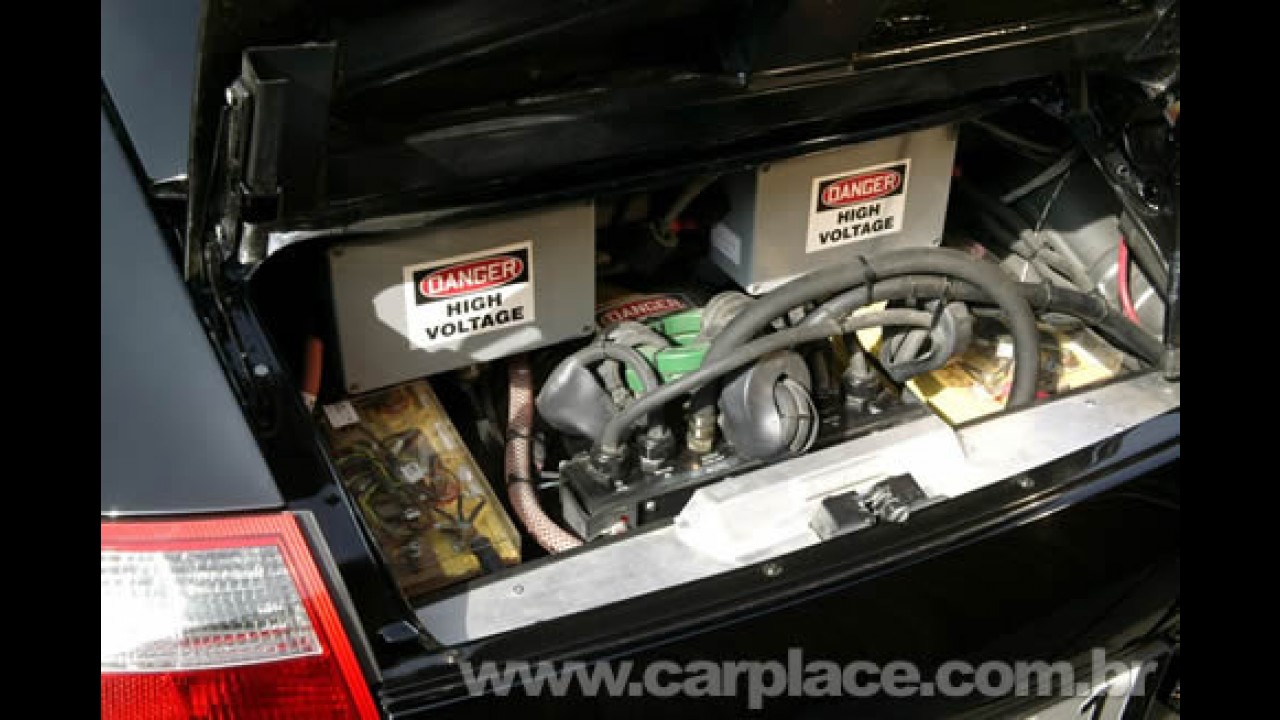 Porsche 911 eRUF tem motor elétrico de 200cv - Recarga em tomada de 220V