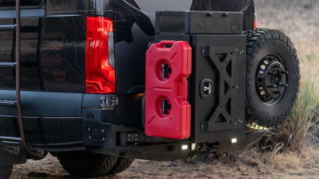 Tetto di lancio esterno per furgoni personalizzati per camper