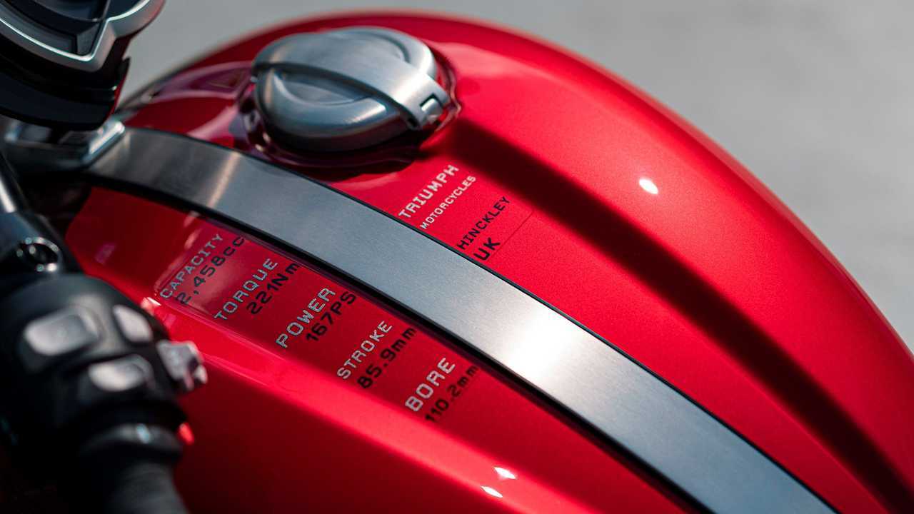 Triumph Special Modern Classics 2022