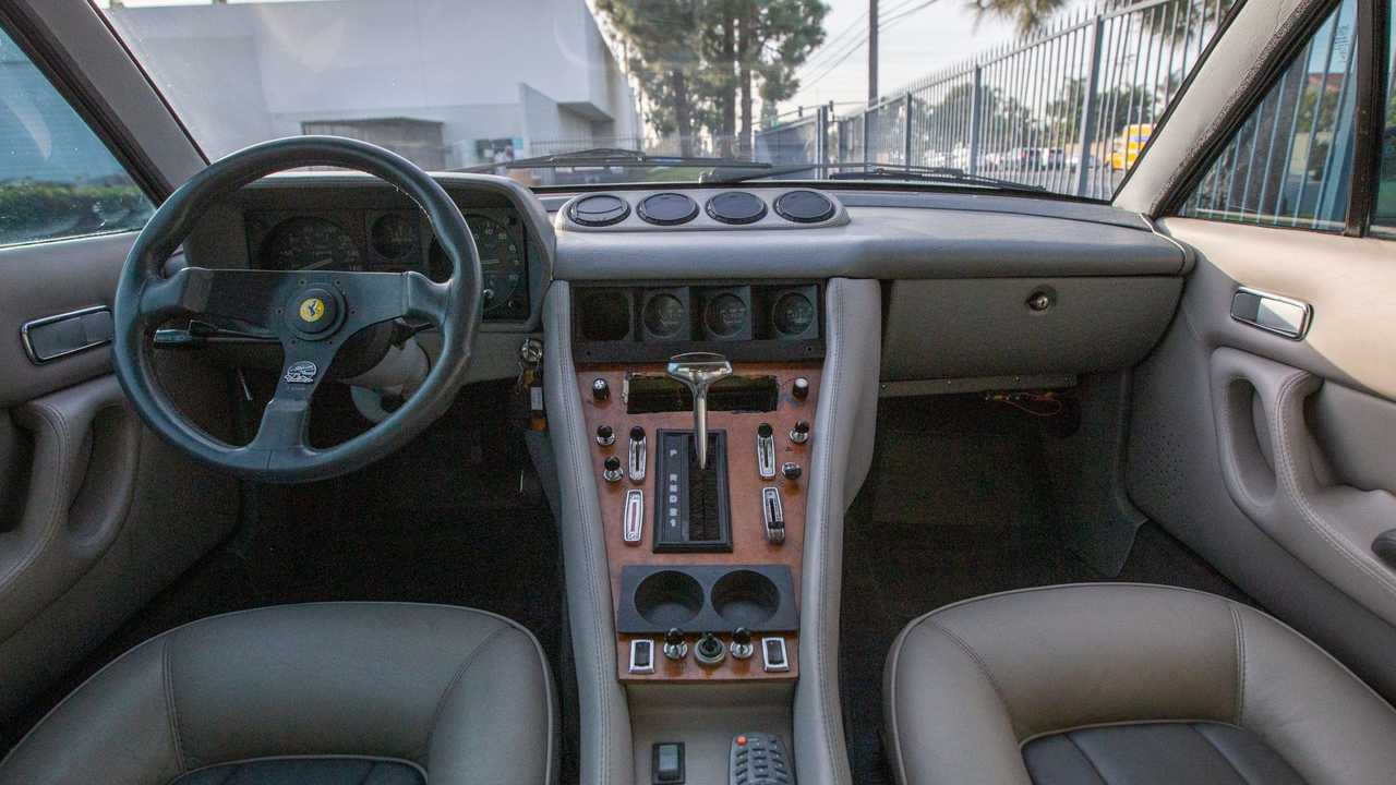 Ferrari 400i Limousine 1981