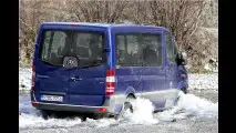 Im Bus am Berg
