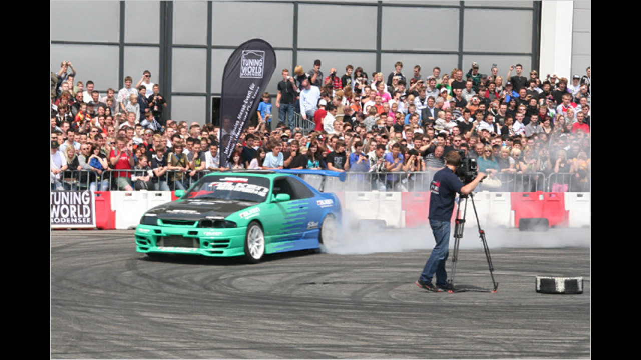 Falken-Drift-Show