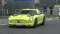 Garip Mercedes-Benz SLS E-Cell test aracı