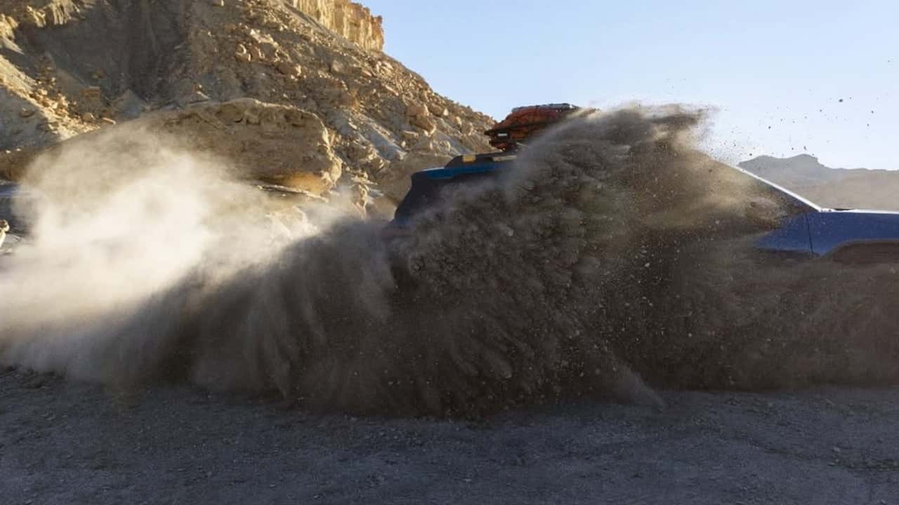 Subaru Outback 2025 teaser